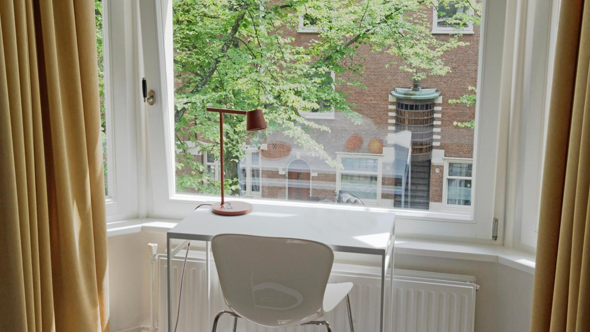 Authentic Rai Bed & Breakfast Amsterdam